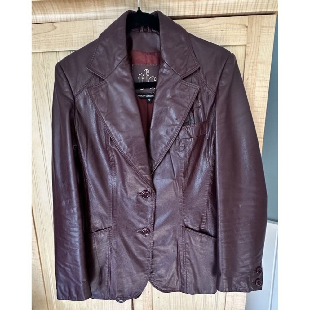Vintageβ 60s 70s 80s TFC Maroon Burgundy Wine 100% Leather Button Up Coat Jacket